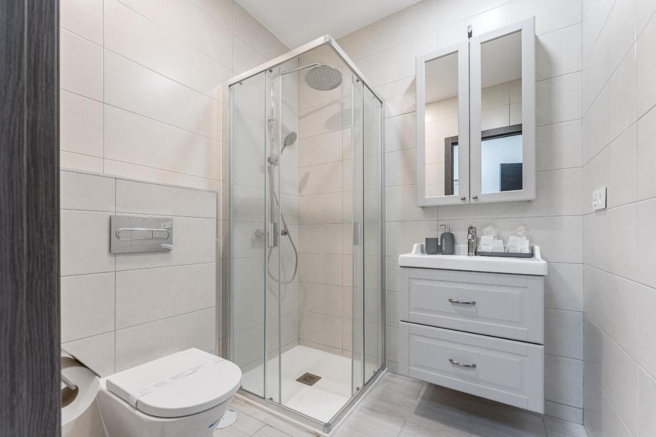 Apartment In The Orlando Complex Адехе Екстериор снимка