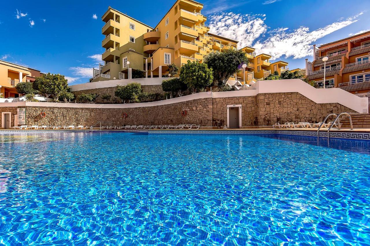 Apartment In The Orlando Complex Адехе Екстериор снимка