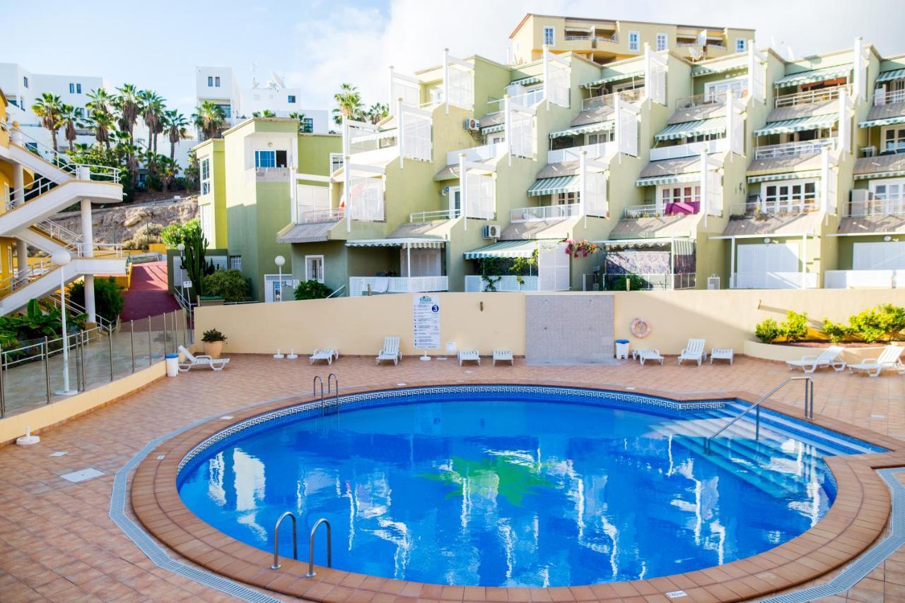Apartment In The Orlando Complex Адехе Екстериор снимка